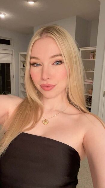 Full leaked Loveabilities private onlyfans photo