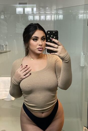 Full leaked Lovelinny private onlyfans photo