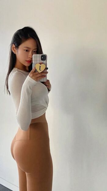 Full leaked Lovelyjoohee page private onlyfans photo