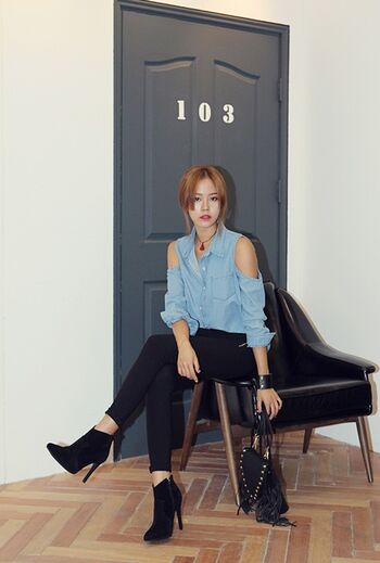 Full leaked Lovelyjoohee page private onlyfans photo