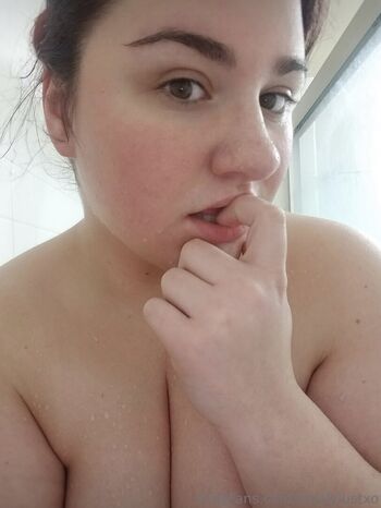Full leaked Lovelylustxo page private onlyfans photo