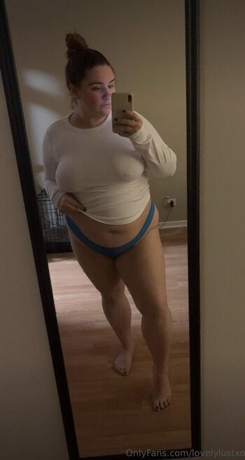 Full leaked Lovelylustxo page private onlyfans photo