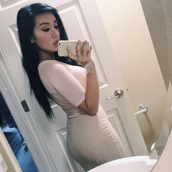 Full leaked Lovelynnc private onlyfans photo