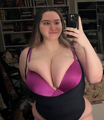 Full leaked Lovelysquirrel page private onlyfans photo