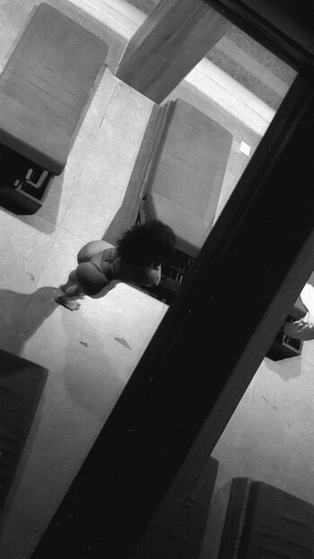 Full leaked Loveme private onlyfans photo