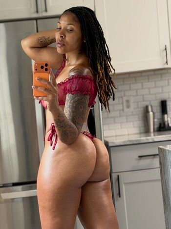 Full leaked Lovemeek private onlyfans photo