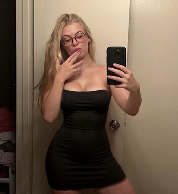 Full leaked Lovenattylite private onlyfans photo