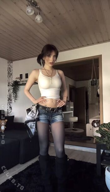 Full leaked Lovmaaria private onlyfans photo