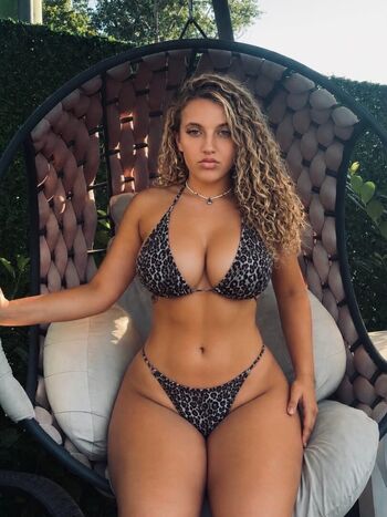 Full leaked Loznica private onlyfans photo