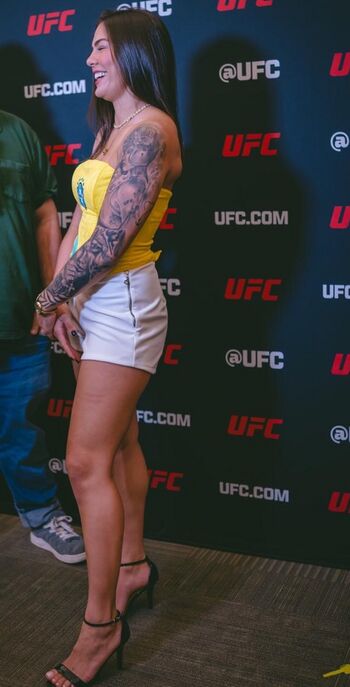 Luana Santos
