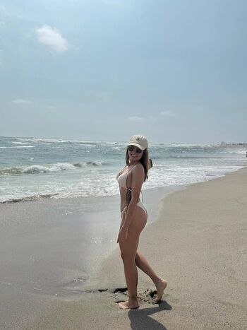 Lucero Balboa Hotwife