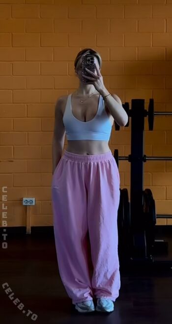 Full leaked Lucia leona private onlyfans photo