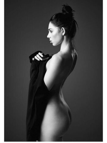 Full leaked Luciadipalma private onlyfans photo