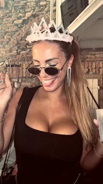 Full leaked Luciaeliardo private onlyfans photo