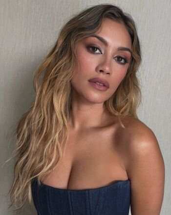 Full leaked Luciane buchanan page private onlyfans photo
