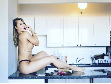 Full leaked Lucie lp private onlyfans photo