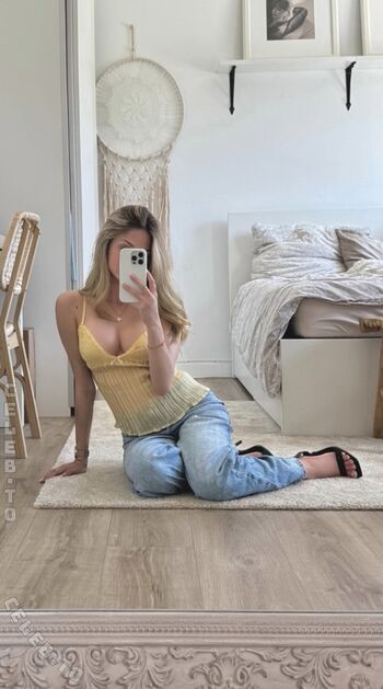 Full leaked Lucil hrl private onlyfans photo