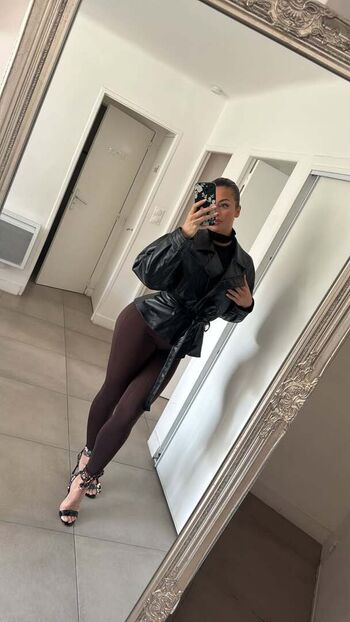 Full leaked Lucile joseph private onlyfans photo