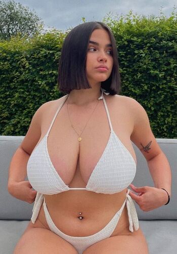 Full leaked Lucile page private onlyfans photo