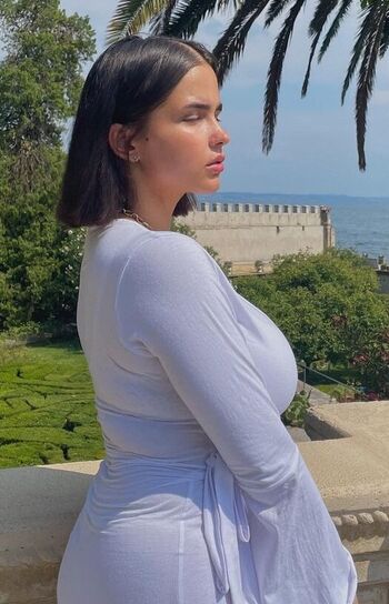 Full leaked Lucile private onlyfans photo