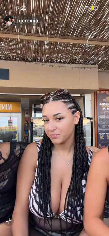 Full leaked Lucrexiia private onlyfans photo