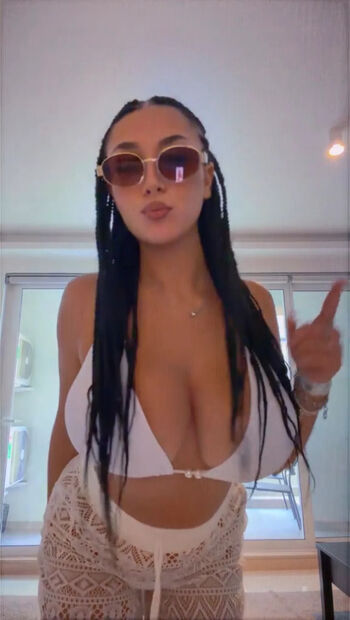 Full leaked Lucrexiia private onlyfans photo