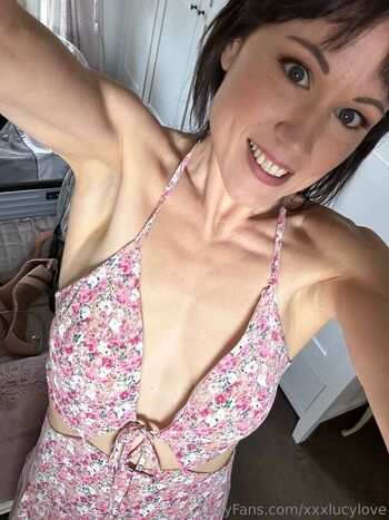 Full leaked Lucy love vip private onlyfans photo