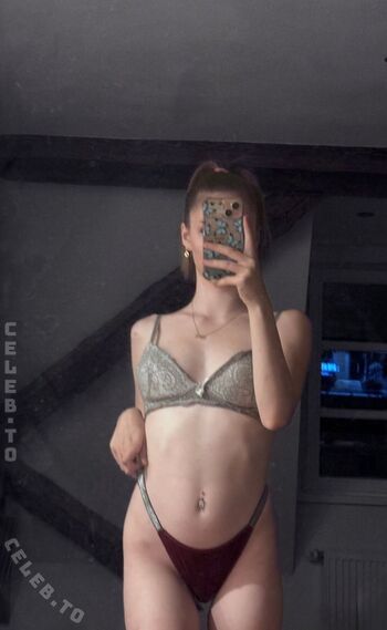 Full leaked Lucy mller page private onlyfans photo