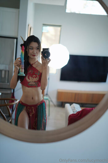 Lucy Mochi