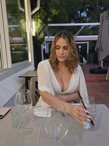 Full leaked Lucy moss private onlyfans photo