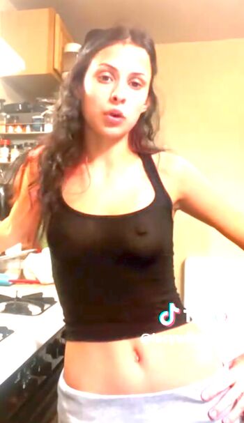 Full leaked Lucy wildfong private onlyfans photo