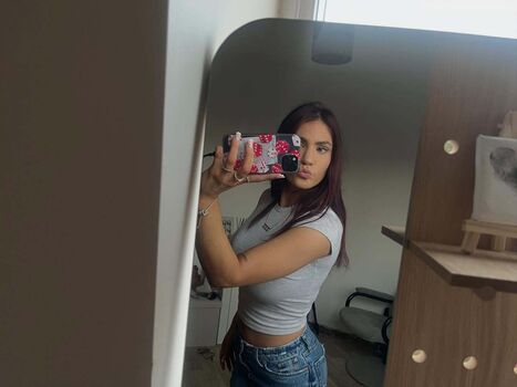 Full leaked Lucyy moss private onlyfans photo