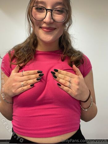 Full leaked Lucyyy  page private onlyfans photo