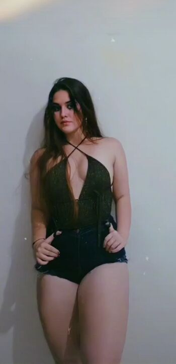 Full leaked Luenyameireles private onlyfans photo