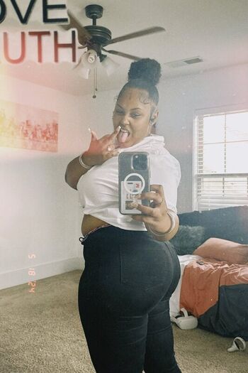 Full leaked Luh gen private onlyfans photo
