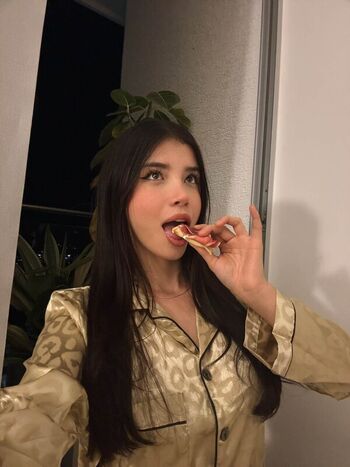 Luisa Valencia