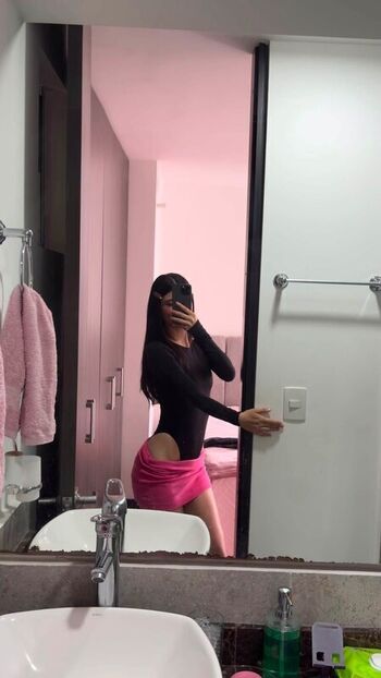 Luisa Valencia