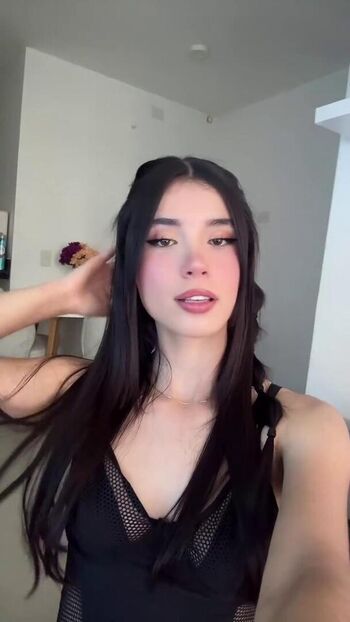 Luisa Valencia