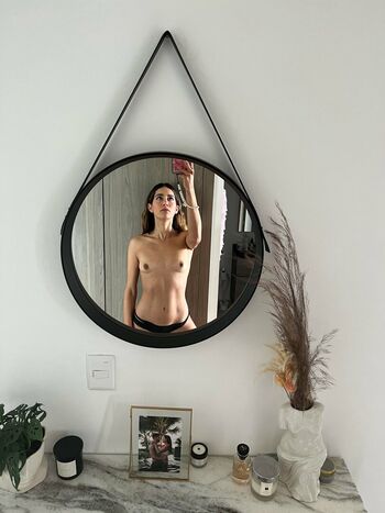 Full leaked Luisaferss private onlyfans photo