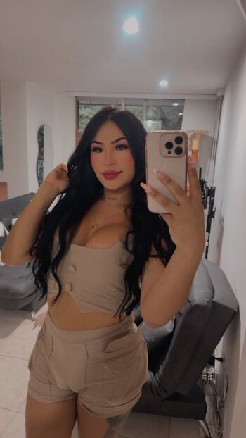 Full leaked Luisavinasco private onlyfans photo