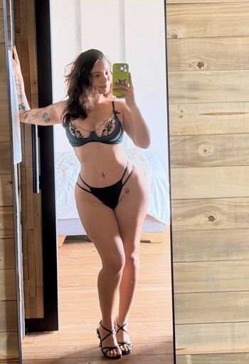 Full leaked Lujopaisa private onlyfans photo