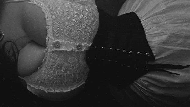 Full leaked Lukanhova private onlyfans photo