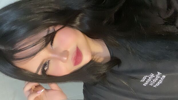 Full leaked Lukanhova private onlyfans photo