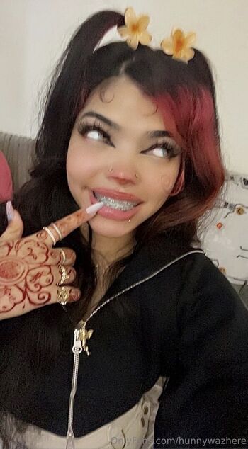 Full leaked Lulhunny page private onlyfans photo