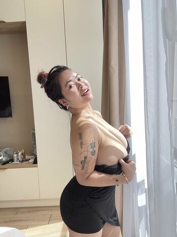 Full leaked Lulu mei private onlyfans photo