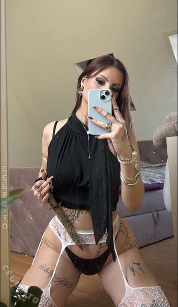 Full leaked Lulu xdream private onlyfans photo