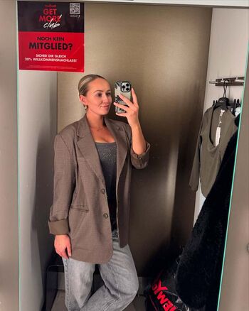 Full leaked Lulu private onlyfans photo