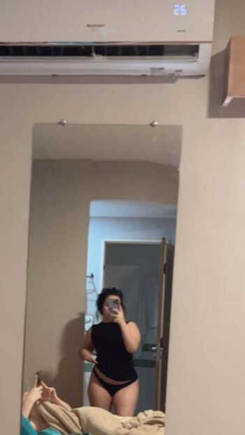 Full leaked Luluna private onlyfans photo