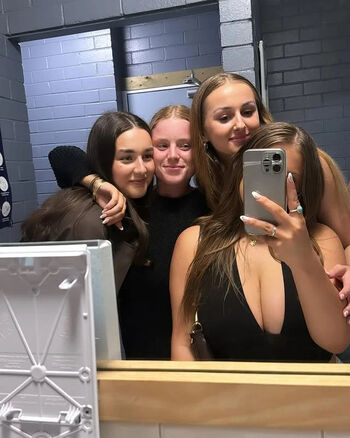Full leaked Luna private onlyfans photo