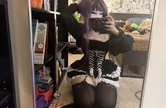 Full leaked Lunabatt private onlyfans photo